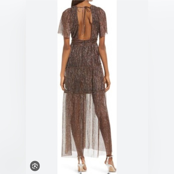 FLORET STUDIOS Open Back Metallic Plissé Dress in Gold. Small - Picture 2 of 5